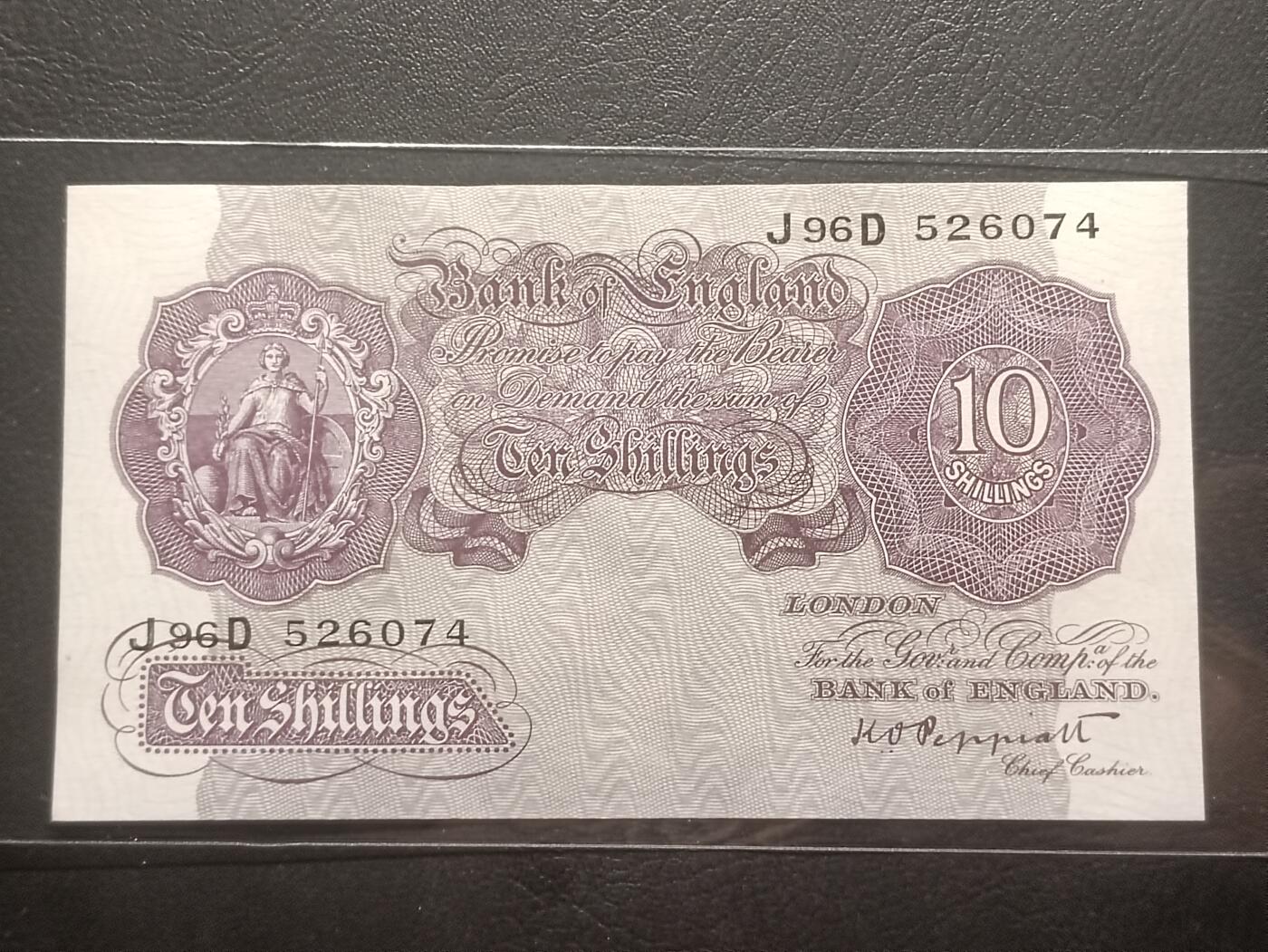 2026三月第一期，总218期 英格兰战时A序列10先令AUNC，有别于战前战后普通的红色版本用紫色印刷