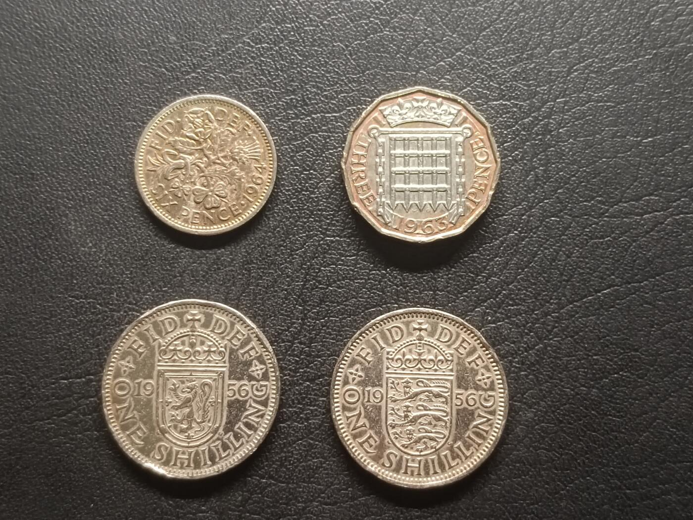 荟藏特别场次第五期——“社长的钢镚堆” 英国旧币值硬币批量四枚，伊丽莎白头像