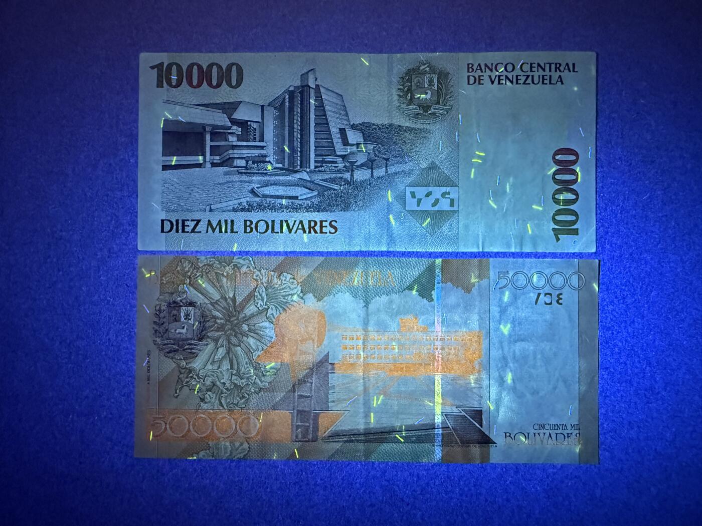 《艾美收藏》第235期-3.8周日外币荟萃