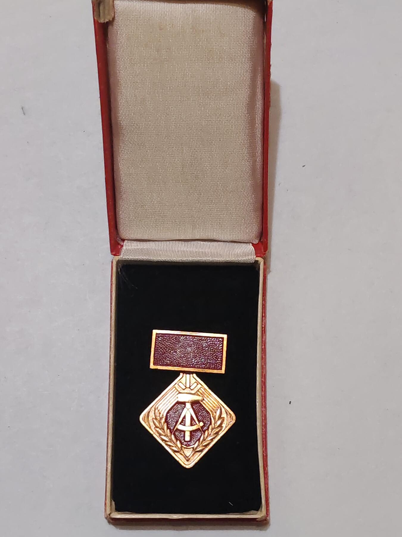 韵星假日军品类拍卖第44期 -- Rimey Holidays Militaria Auction 44