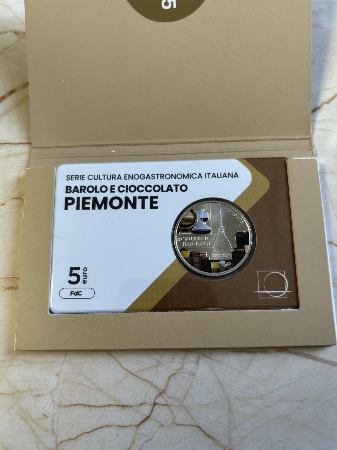 第192期拍卖 意大利2025年食品文化系列巴罗洛和巧克力彩色铜镍币