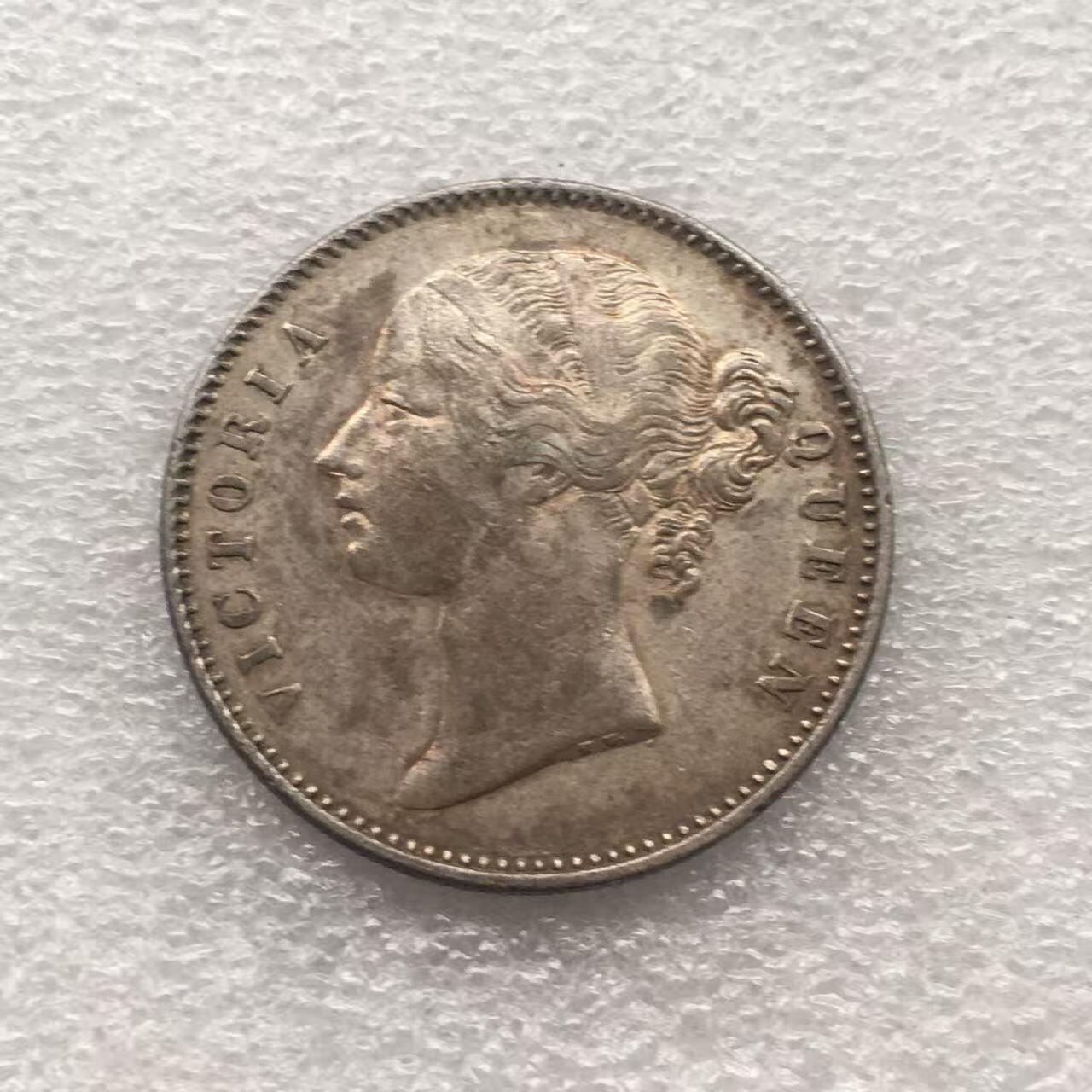 世界钱币专场拍卖 每周二开拍 1842年英属维多利亚小维1卢比银币