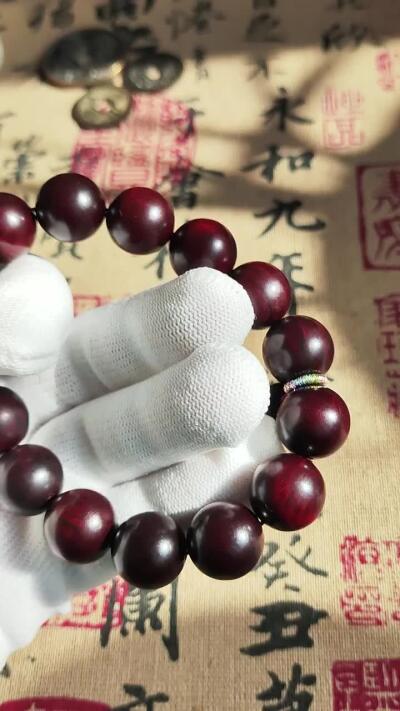 小叶紫檀手串泥坑料