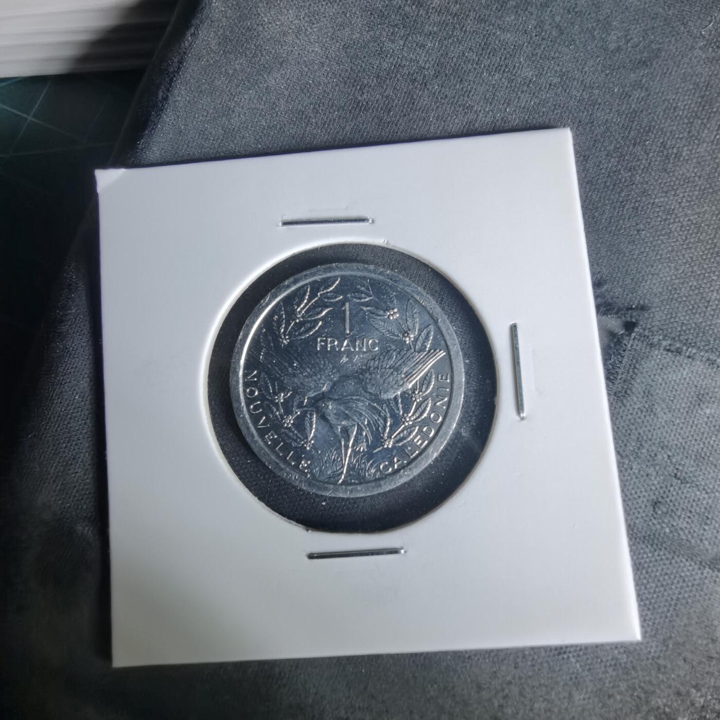 沼泽如烟--第1015场 法属新喀里多尼亚2010年1法郎