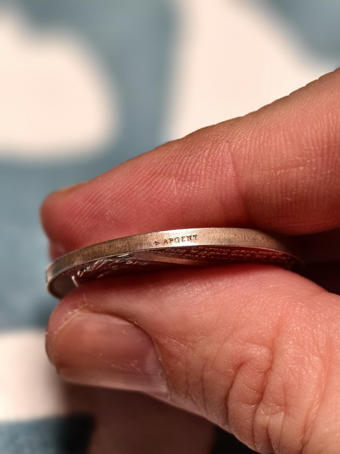 抚柳草堂-第十四期章牌钱币  奖章勋章限时免佣 满百包邮 放漏专场 1873法国婚姻与爱情银章  950银14.4g  蜜蜂银标 原铸精品 细节非常好