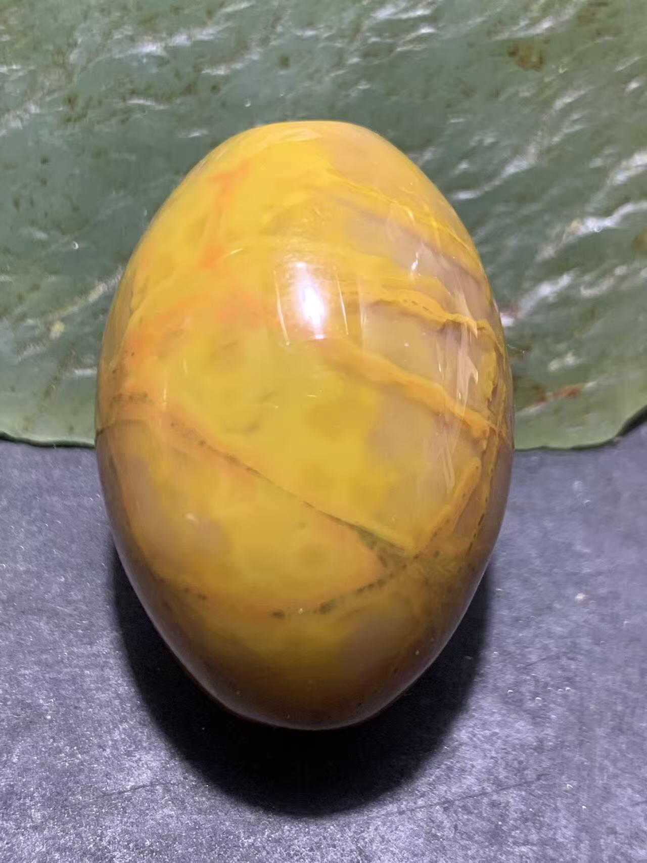 精美冰飘冻料飘鸡油黄战国红玛瑙大勒子一颗！