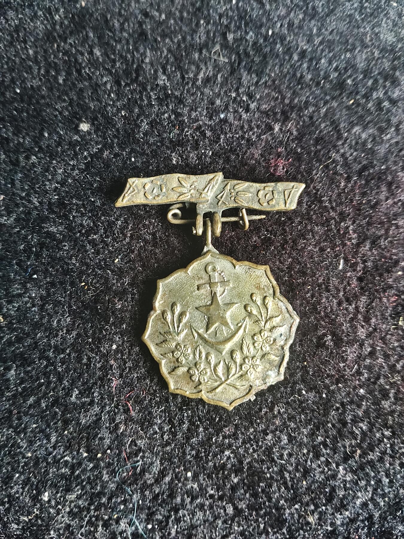 民国 爱国妇人会会员证章