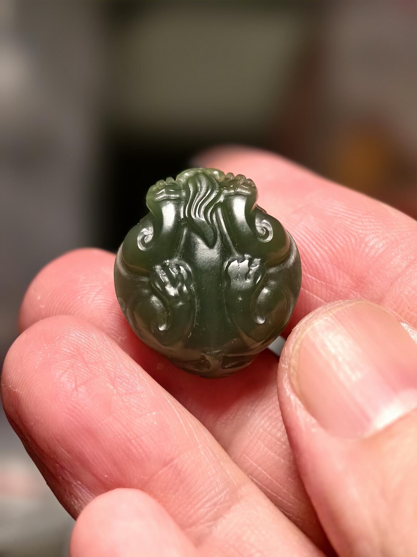 抚柳草堂-第十四期章牌钱币  奖章勋章限时免佣 满百包邮 放漏专场 和田玉小龙龟 和田玉雕刻小龙龟 玉质细腻雕刻精美 打灯无结构重7.8g Q萌可爱 支持国检永久保真 