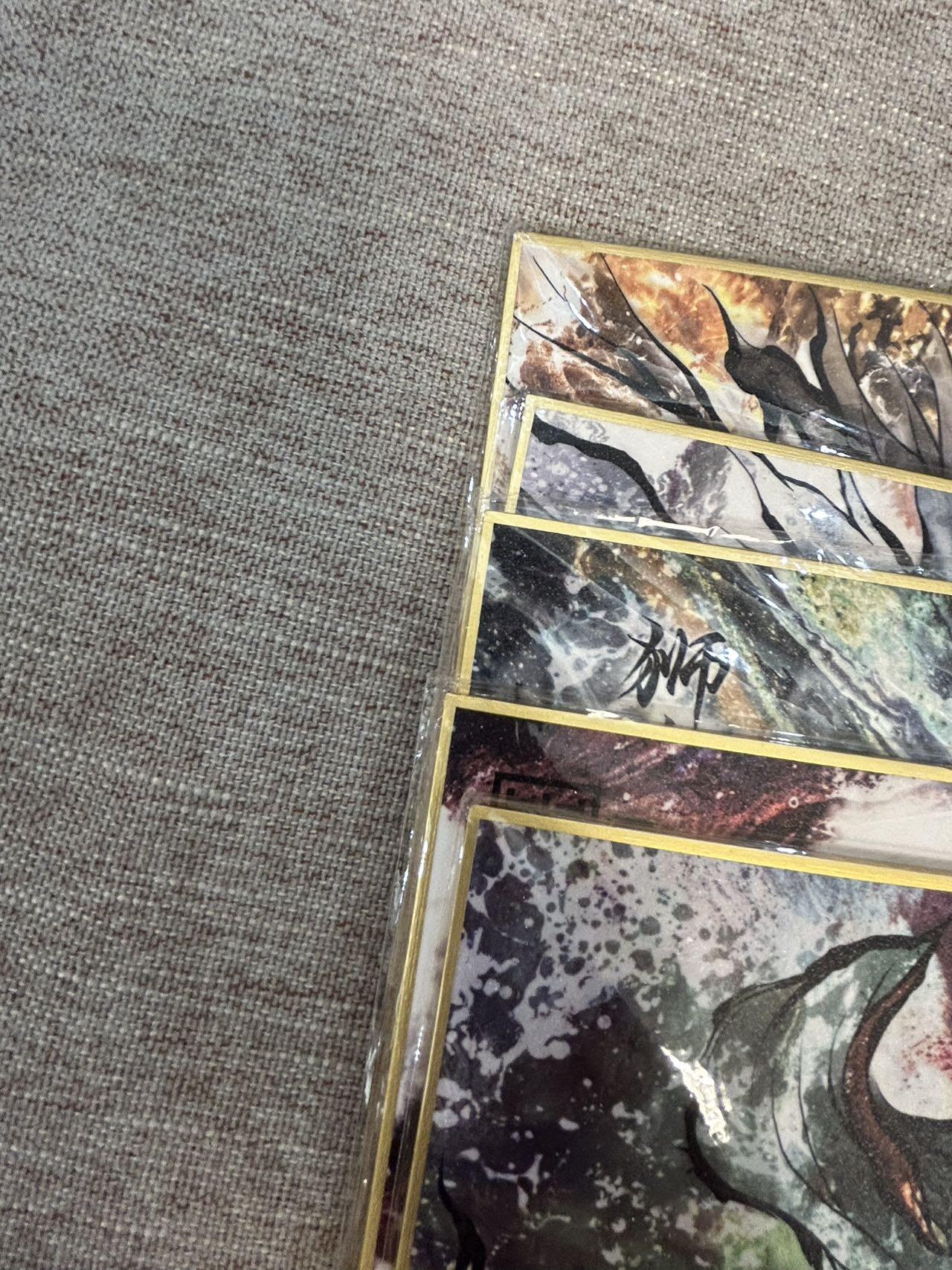 喜灰玩卡拍卖第五期，接拍品0佣金，欢迎送拍，释放现金流，让自己有资金可以购买更多喜欢的卡牌，让别的卡友能淘到更多心仪的卡牌 亲签 张建东老师亲签 手写05/20编 同编五虎将 A4色纸一套