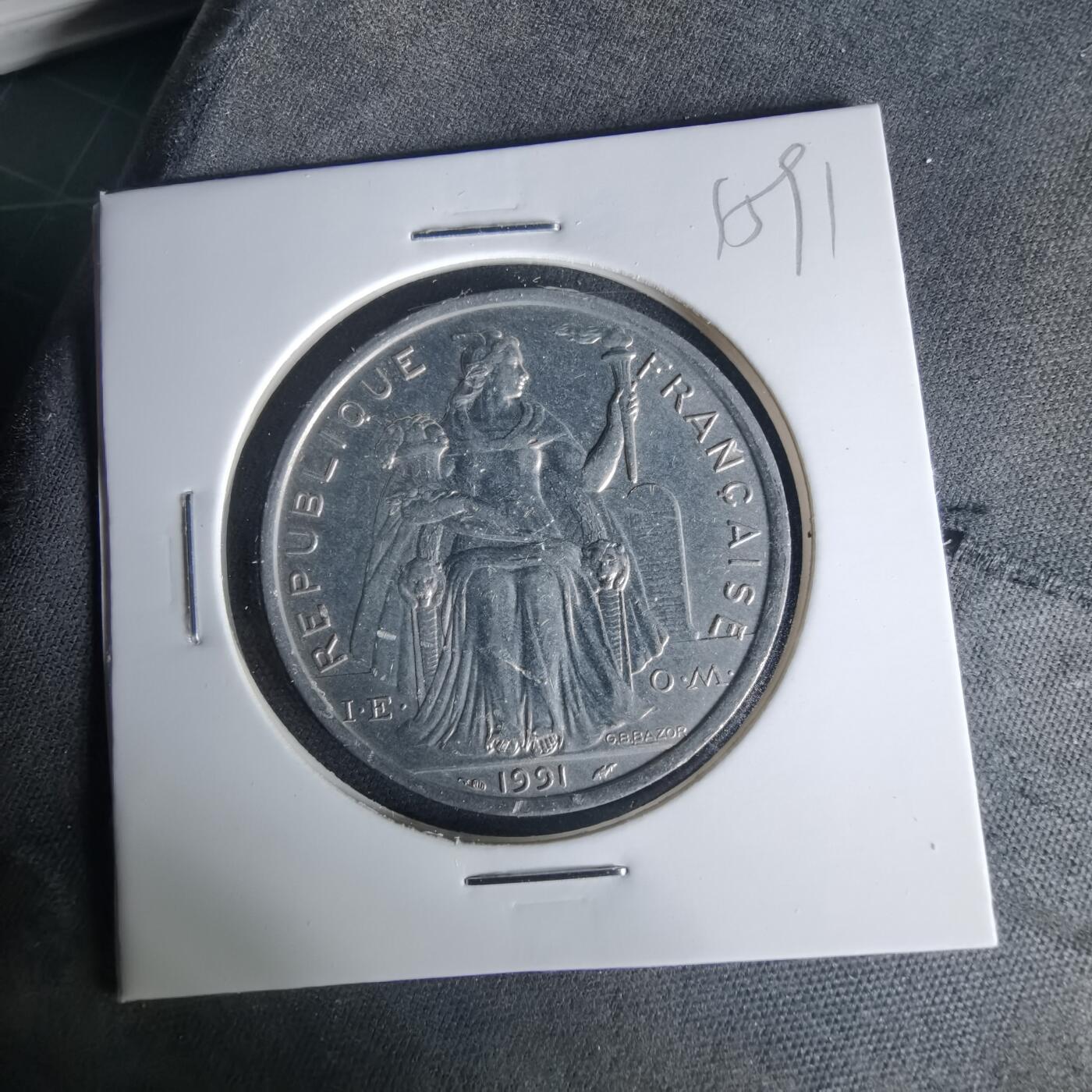 沼泽如烟--第1015场 法属新喀里多尼亚1991年5法郎