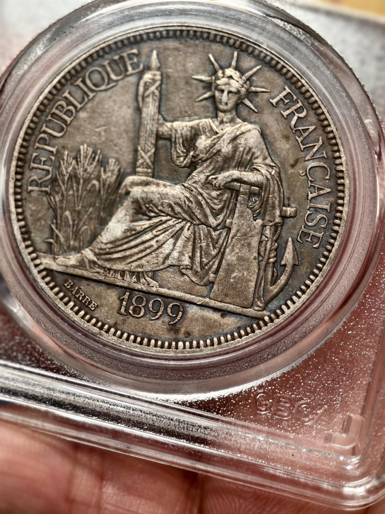 抚柳草堂-第十四期章牌钱币  奖章勋章限时免佣 满百包邮 放漏专场 1899坐洋 法属印支大银币 公博au50 状态好老包浆女神脸部细节清晰