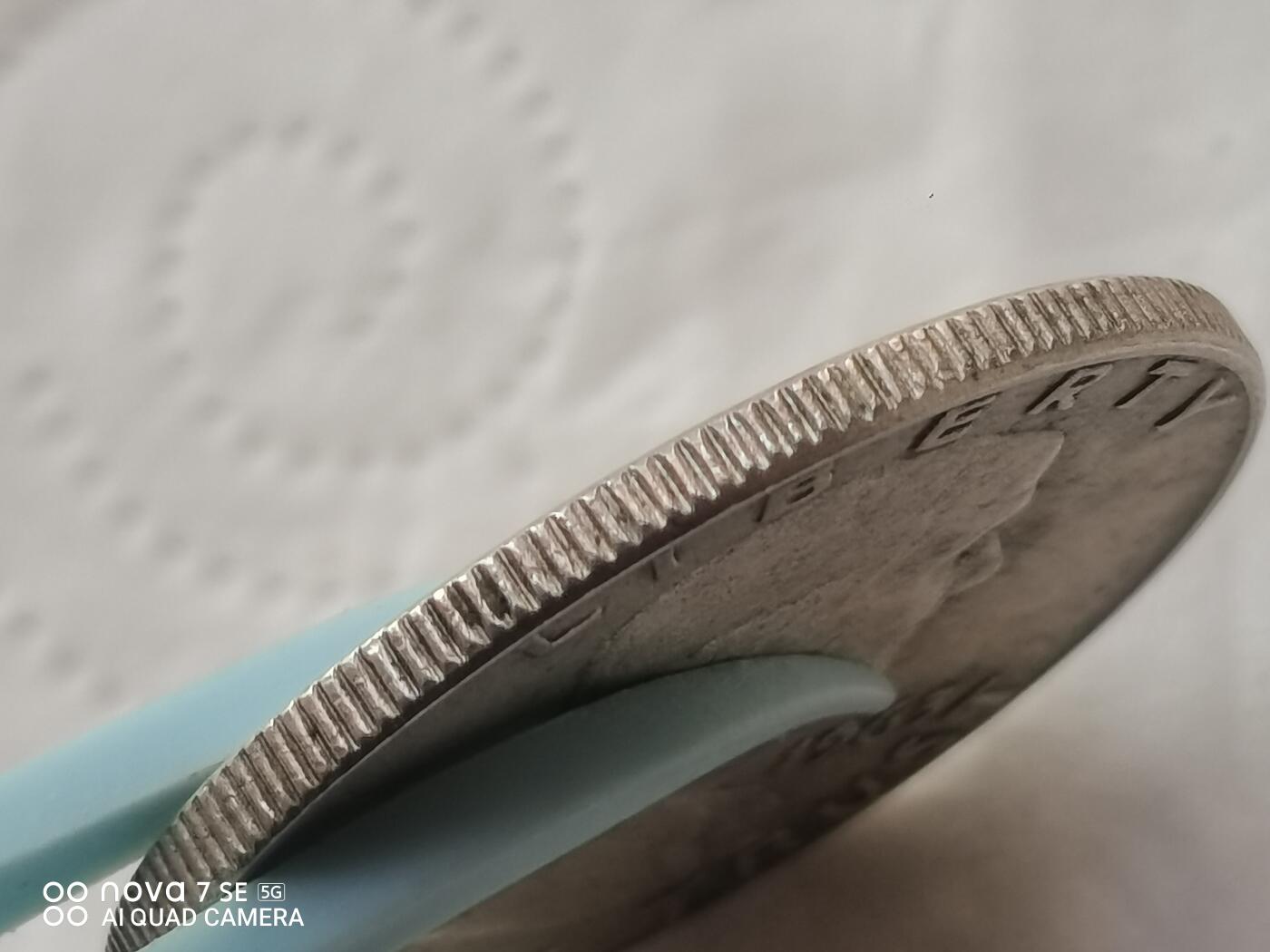 银币 63年美国大钟半圆银币