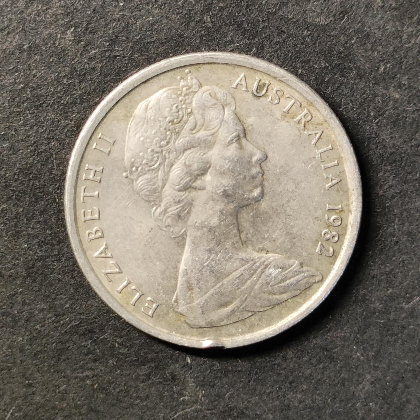 嘉禾收藏    【第478期】            无佣金、可寄存、满30元包邮 币一枚