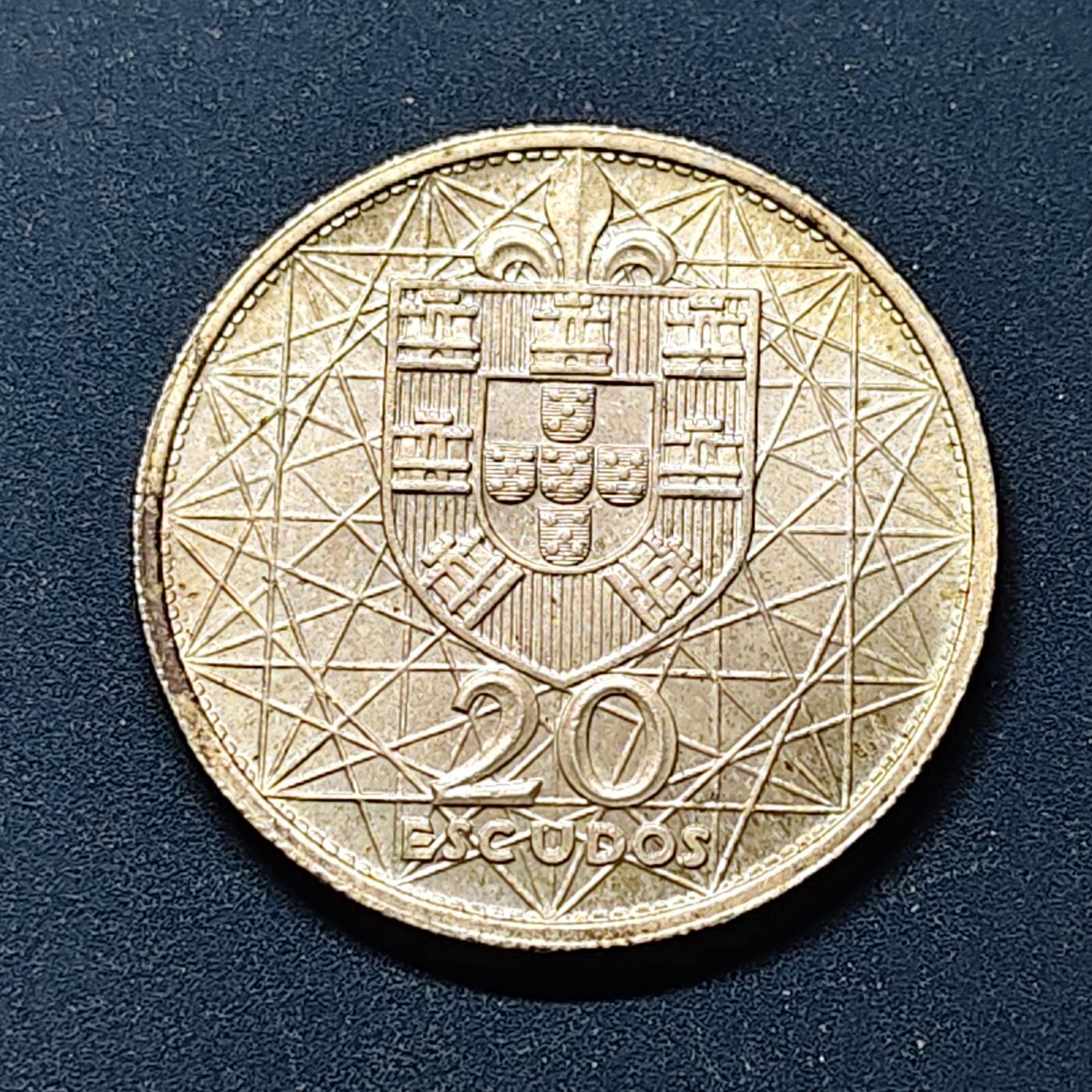 【全场包邮】纯粹捡漏拍508场 葡萄牙1966年20埃斯库多萨拉扎大桥通车纪念银币【30毫米10克65%】