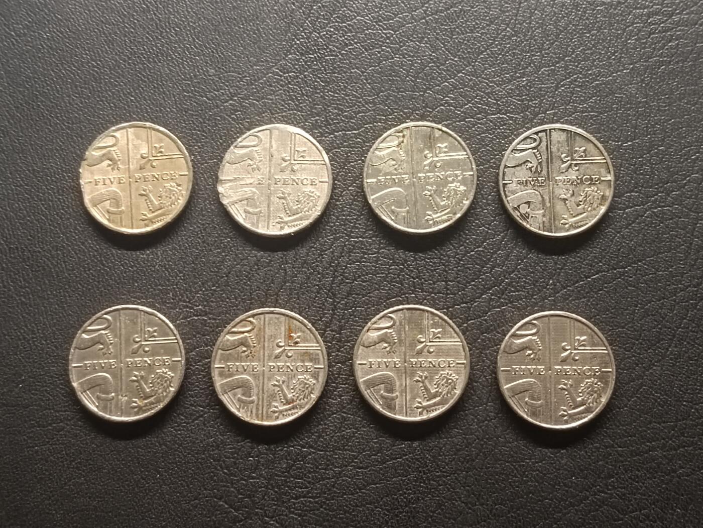 荟藏特别场次第五期——“社长的钢镚堆” 英国5便士盾徽版批量八枚