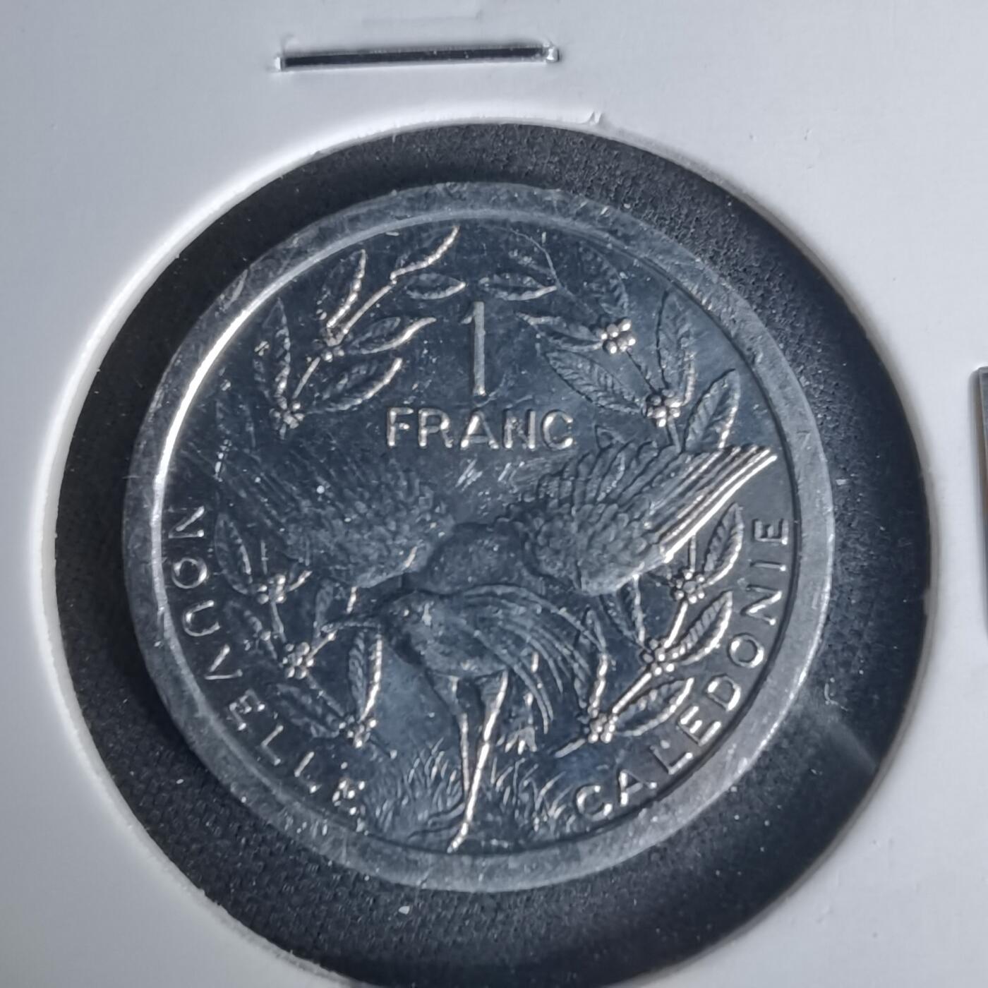 沼泽如烟--第1015场 法属新喀里多尼亚2010年1法郎