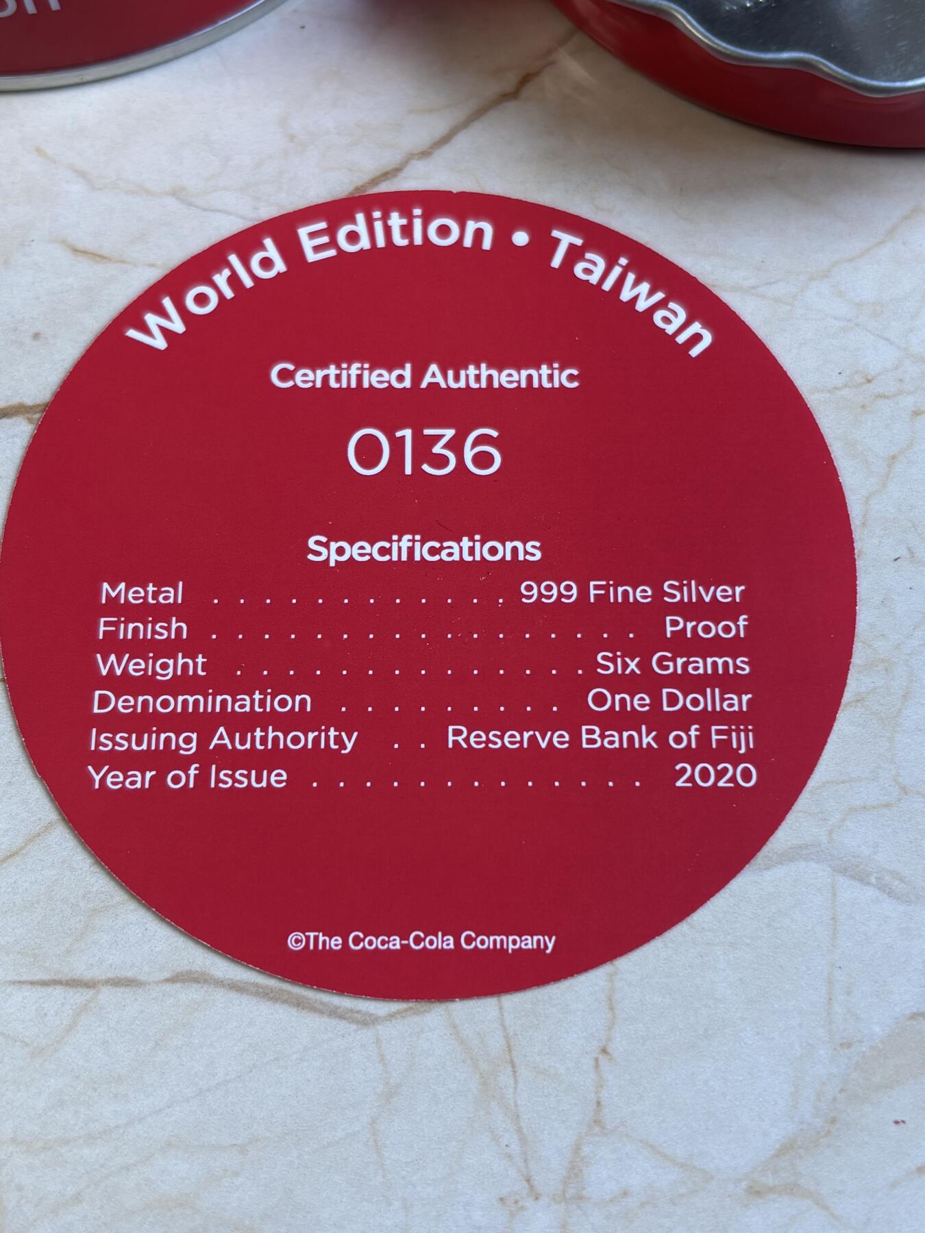 第192期拍卖 斐济2020年可口可乐瓶盖型繁体字体版彩色纪念银币，999银，6克，发行1000枚