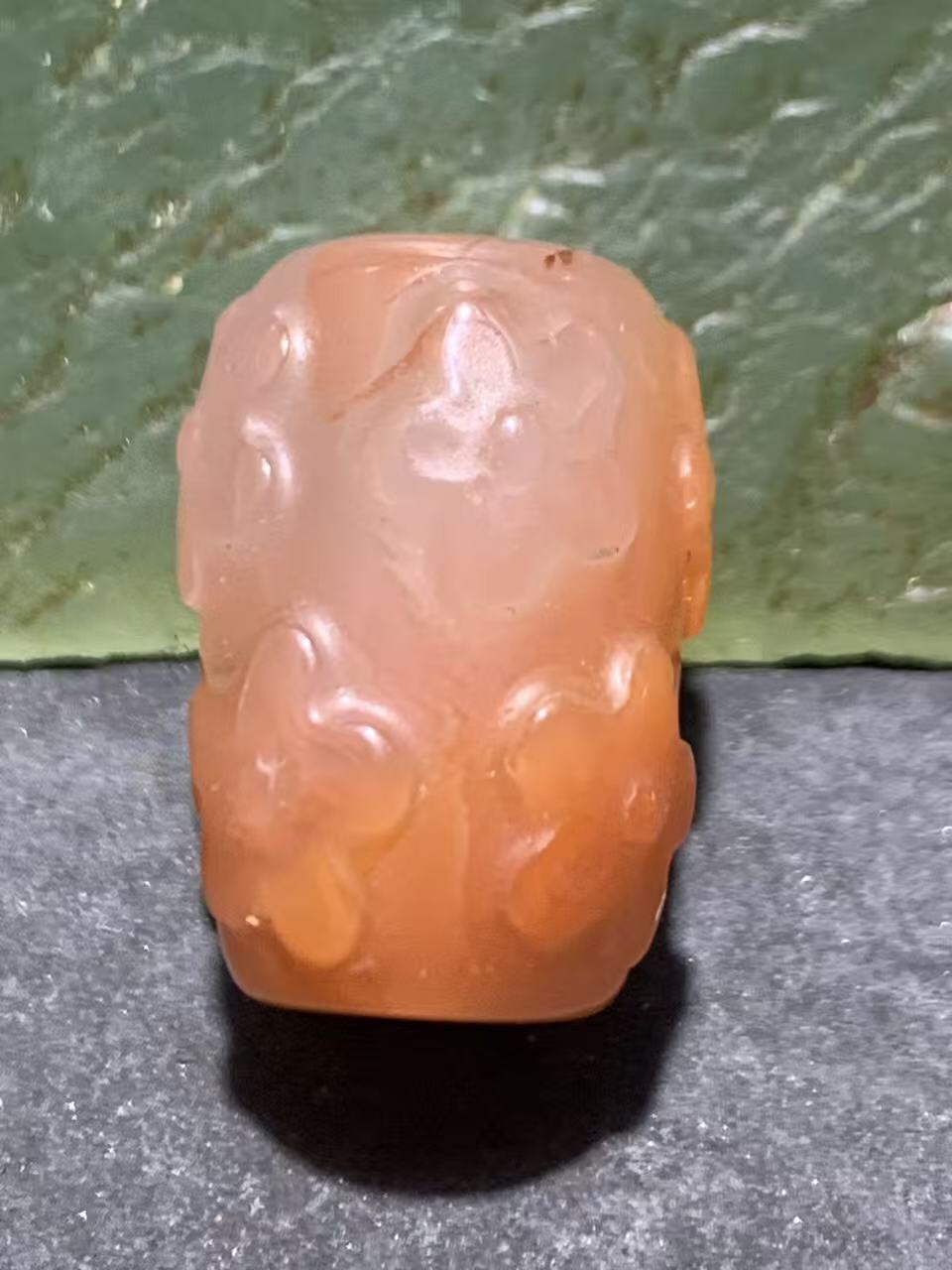 精美川料荔枝冻飘红南红玛瑙雕刻满花桶珠一个