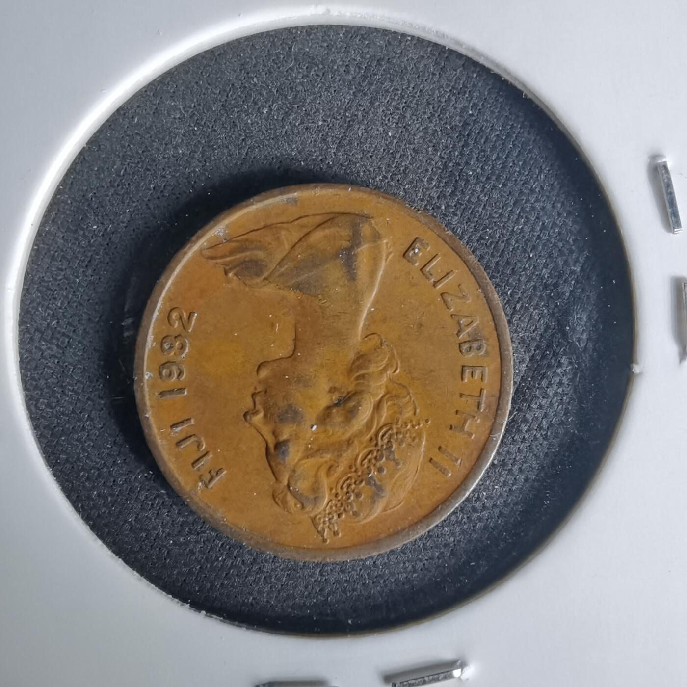 沼泽如烟--第1015场 斐济1982年一分