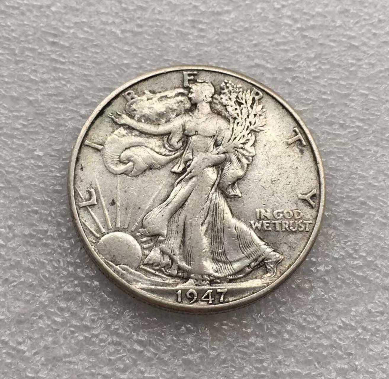 世界钱币专场拍卖 每周二开拍 1947年美国行走女神半美元银币 