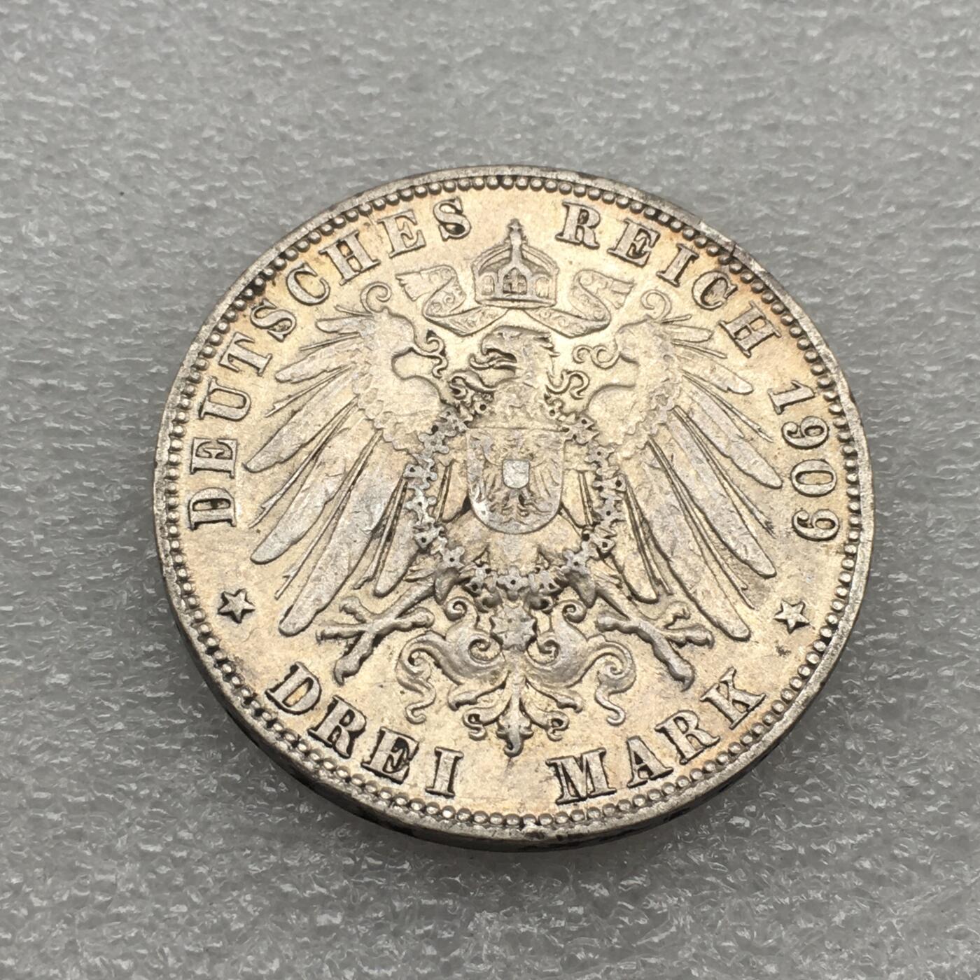 世界钱币专场拍卖 每周二开拍 1910年德国汉堡自由市双狮3马克银币