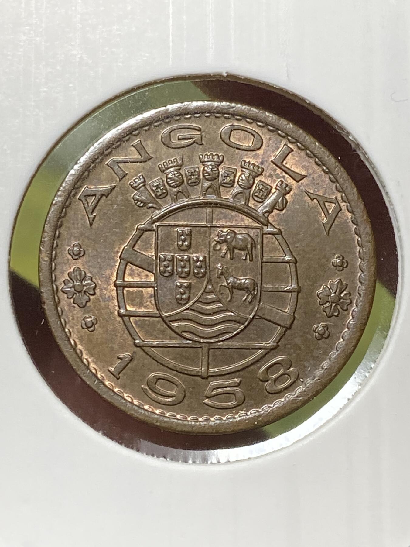 2026年第三十三场(总第二百零二场）外国精品纸夹币场(免佣金) 带光好品–葡属安哥拉1958年50分(葡萄牙海外省时期第一版，青铜材质版)