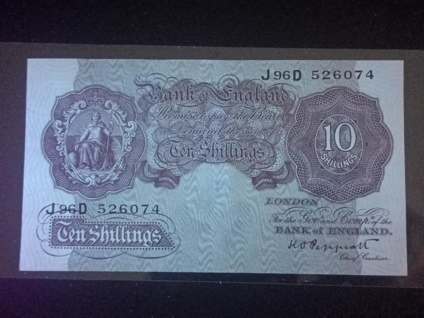 2026三月第一期，总218期 英格兰战时A序列10先令AUNC，有别于战前战后普通的红色版本用紫色印刷