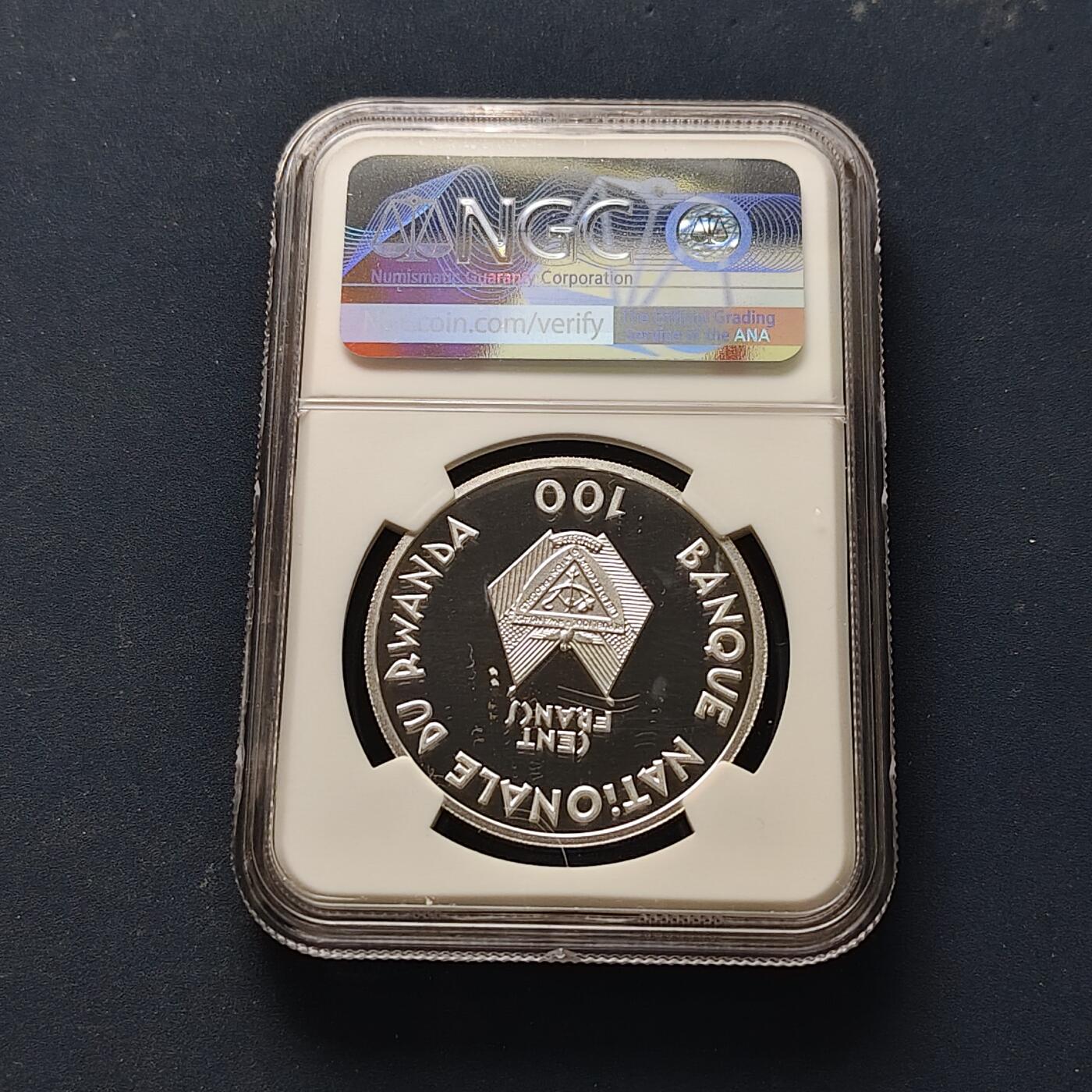 【全场包邮】纯粹捡漏拍509场 卢旺达1990年100法郎纳尔逊·曼德拉精制纪念银币【37.5毫米31.23克99.9%】-NGC PF68 ULTRA CAMEO