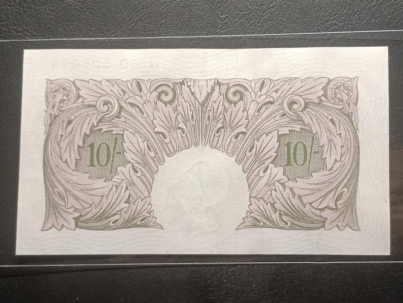 2026三月第一期，总218期 英格兰战时A序列10先令AUNC，有别于战前战后普通的红色版本用紫色印刷