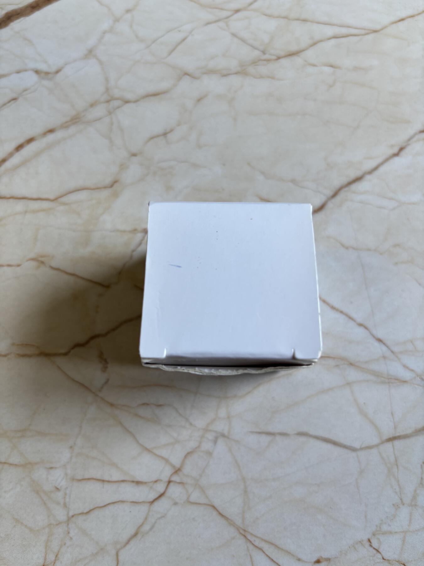 第192期拍卖 库克2020爱的种子系列2情人节镶嵌水晶异形银币，999银，15克，发行1200枚