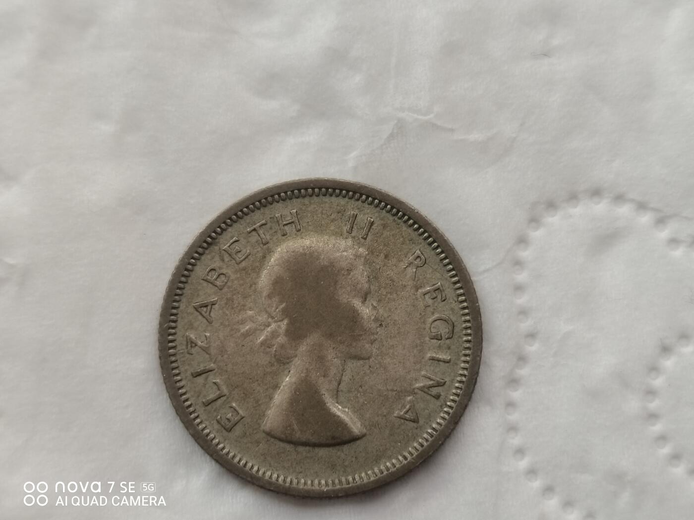 银币 56年六便士银币