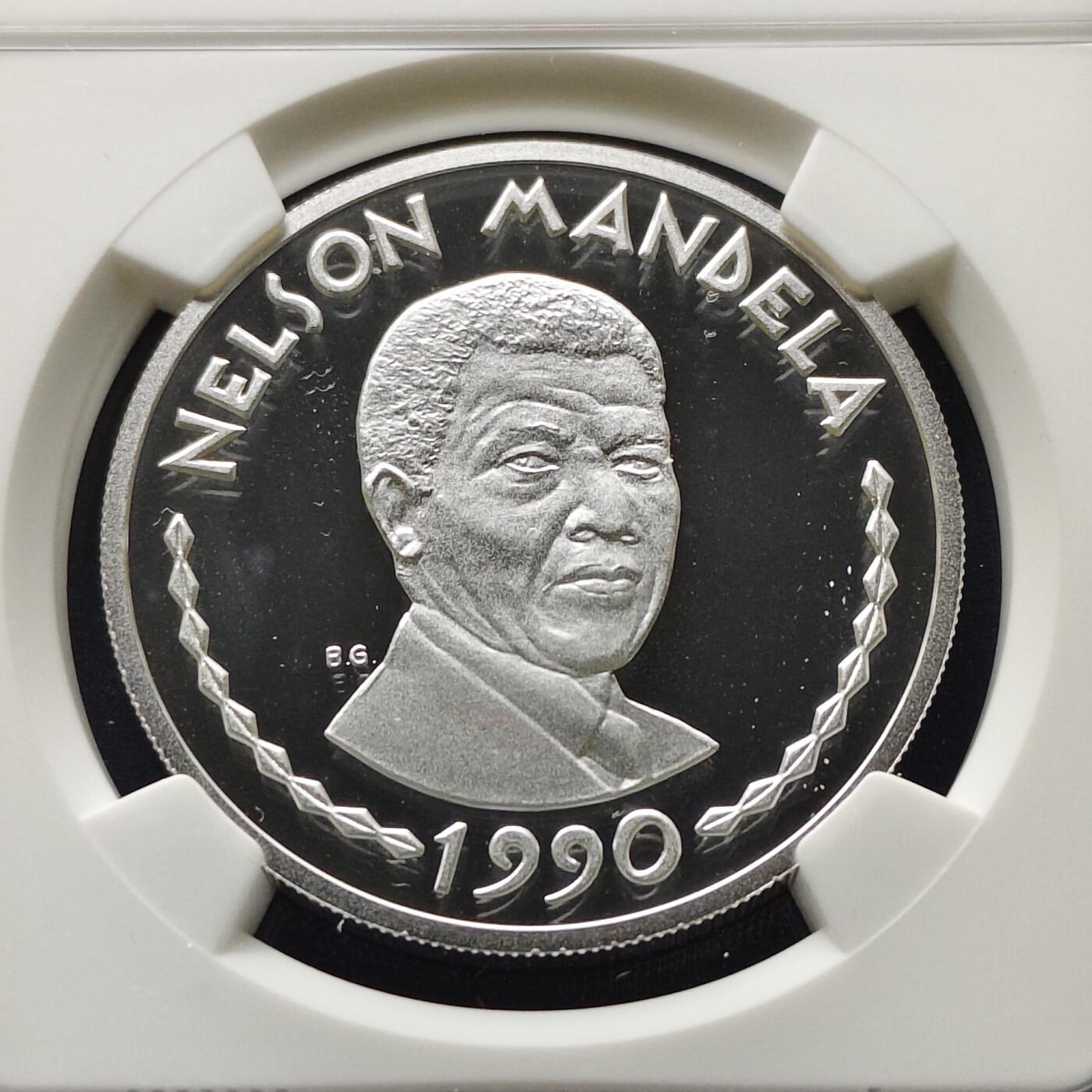 【全场包邮】纯粹捡漏拍509场 卢旺达1990年100法郎纳尔逊·曼德拉精制纪念银币【37.5毫米31.23克99.9%】-NGC PF68 ULTRA CAMEO