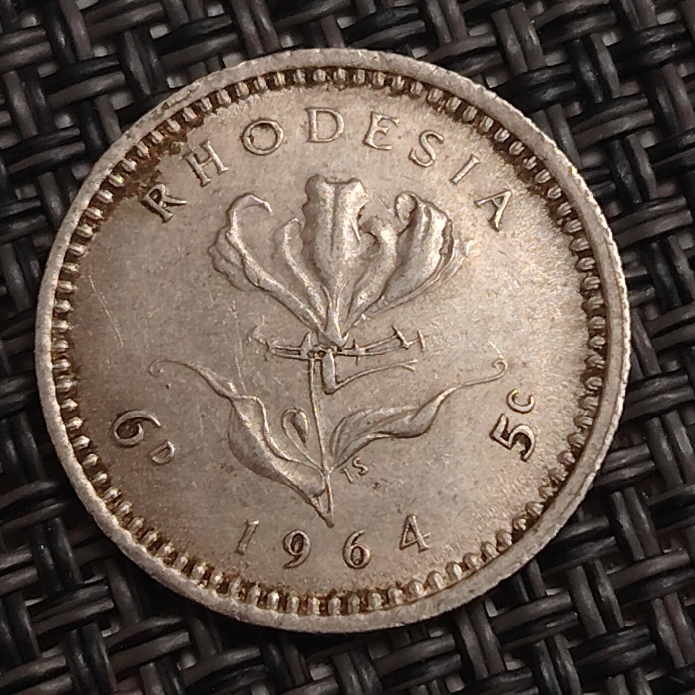 布加迪🐬～世界钱币(上海)🌾第 279 期 /  各国套币和散币 罗德西亚 1964年 5分