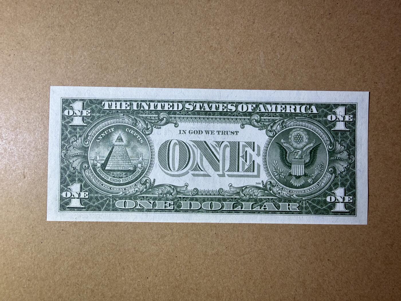 《艾美收藏》第235期-3.8周日外币荟萃 美国1美元 UNC 1957年 蓝库印