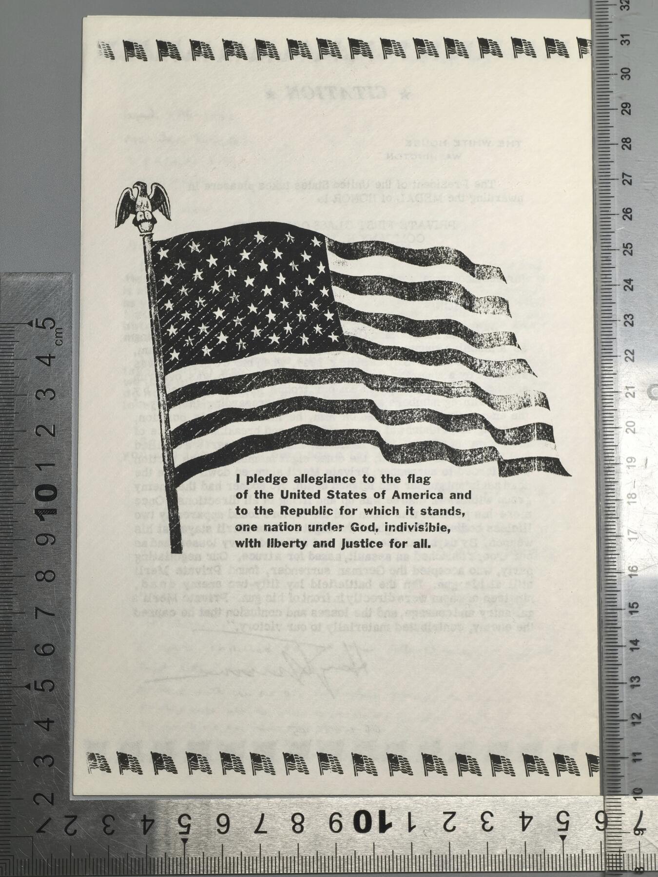 小驴勋章奖章收藏3月7日周六晚六点拍卖（珍爱和平，收藏战争，铭记历史，勿忘国耻，忠党爱国。有偿代拍，送拍规则在简介最后，参拍须阅读规则后再参拍，关系到运费包装发货时效真假辨别等关键信息，拍卖时不再发原图，看大图店主微信码在拍卖店铺介绍里） 二战美国陆军大红一师机枪手，诺曼底登陆作战，荣誉勋章获得者吉诺·约瑟夫·梅尔利中士战后三签名回信，信中有三个亲签，打印的戎装像，荣誉勋章证书内容，美军二战期间一共颁发472枚荣誉勋章，比骑士铁十字少很多，eBay参考价150美金不含邮