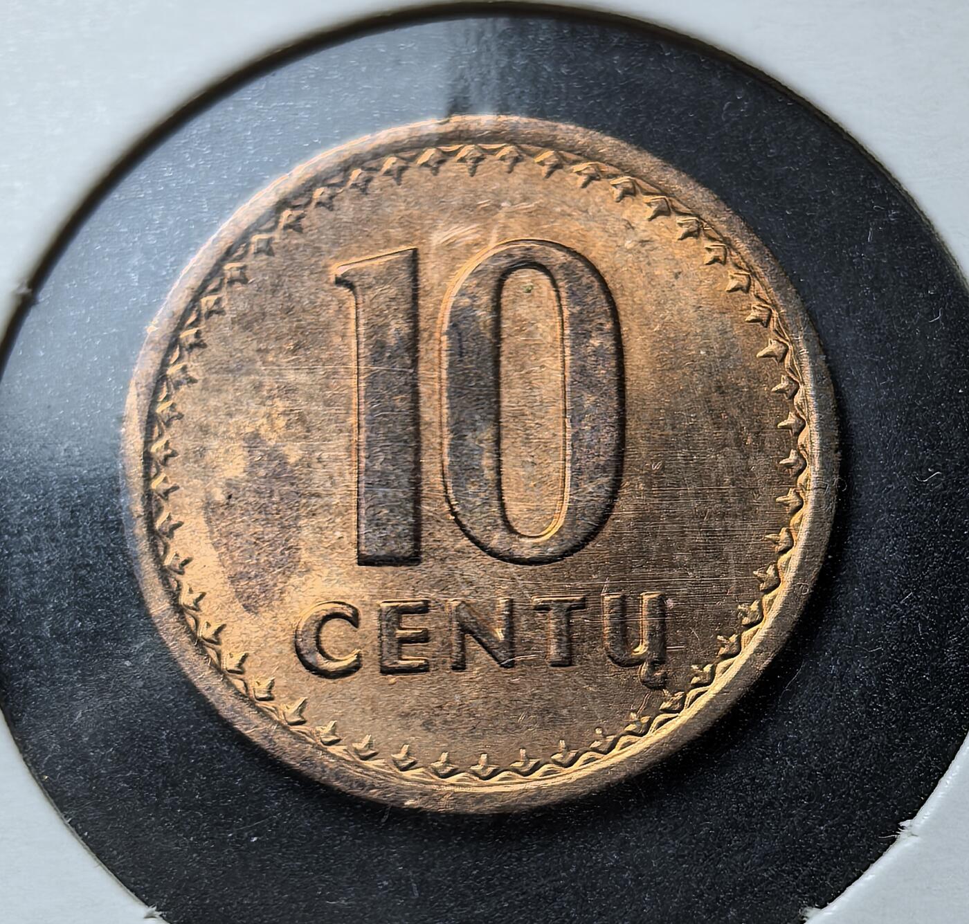 外国优质老铜币银币苏联纪念章，每周六晚九点倒数截拍，满百包邮可寄存，持续收拍 立陶宛1991年骑士10分，为立陶宛恢复独立后首批流通币，正面是立陶宛国徽 “维蒂斯骑士”，背面标注面值，为立陶宛立特辅币，见证其脱离苏联、重建货币体系的历史节点。