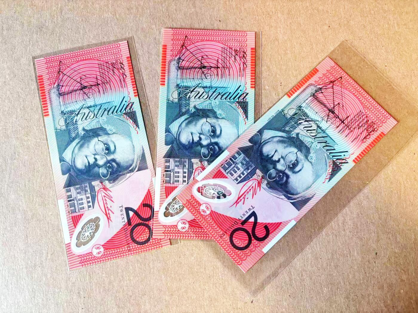  【Blue Auction】世界纸币精拍第791期——18级TOP拍卖/信誉/品质/专业/高效💫 【一组3张AA冠 含无47】澳大利亚 20元 全新UNC