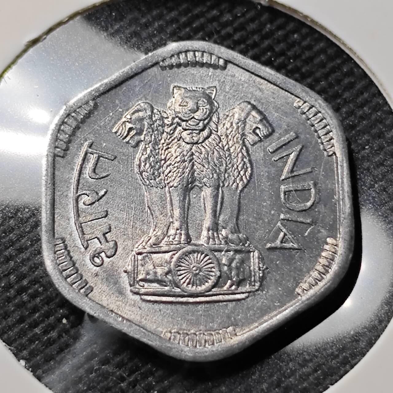 KK钱币收藏小铺   第401期 2月预留时间 周末发货  1968印度3派沙 好品