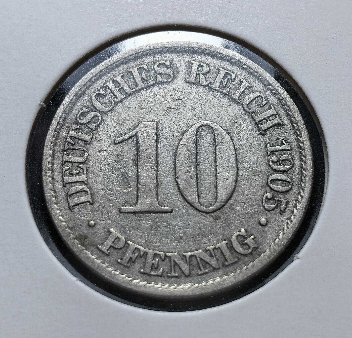 外国优质老铜币银币苏联纪念章，每周六晚九点倒数截拍，满百包邮可寄存，持续收拍 德意志帝国1905年10芬尼A版，属威廉二世时期流通辅币，由柏林铸币厂铸造。正面为面值与国名，背面是帝国鹰徽，见证了第二帝国工业化与殖民扩张阶段的货币体系