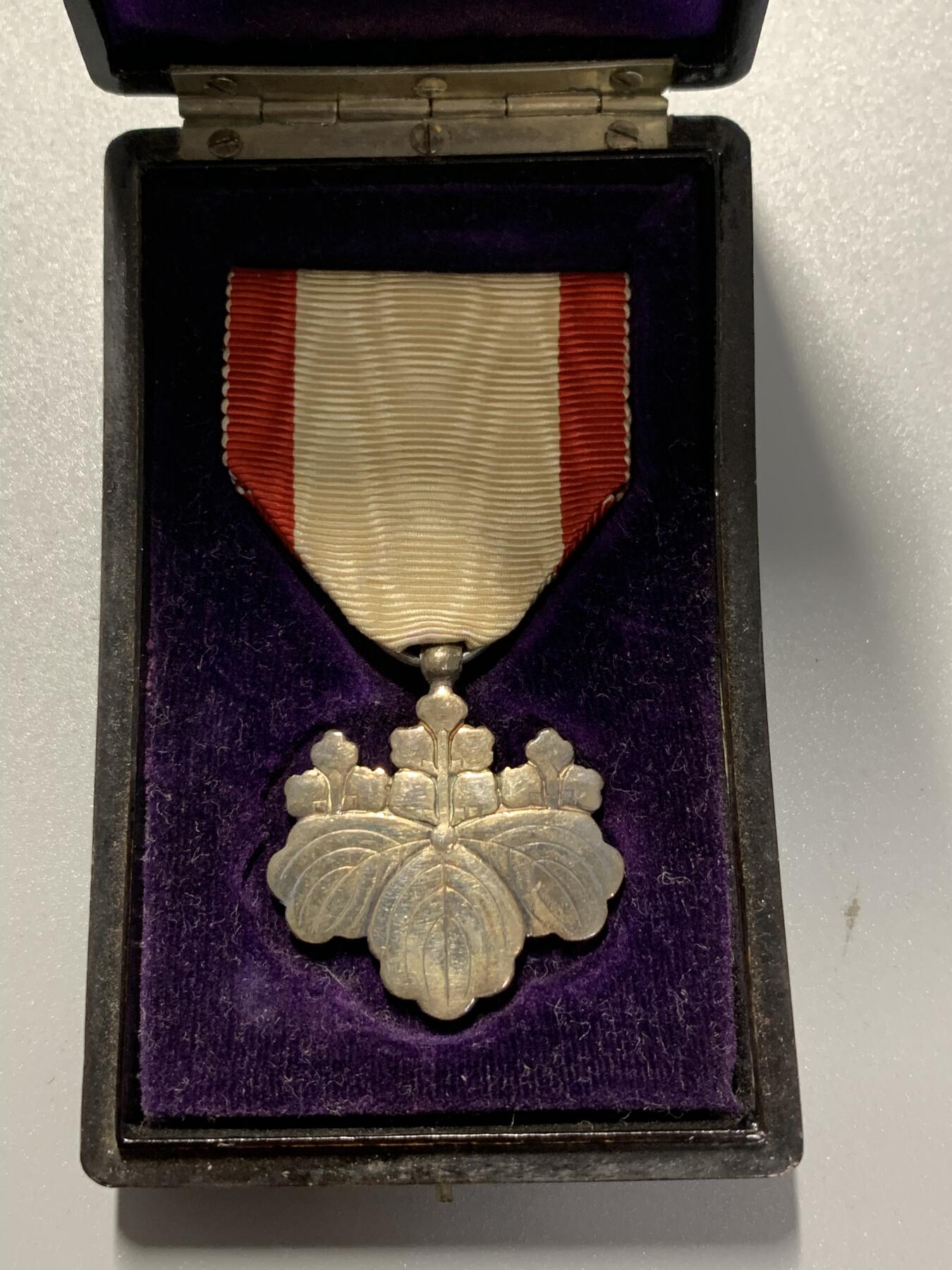 远东徽章小铺3月8日周日晚上9点结束 八等白叶