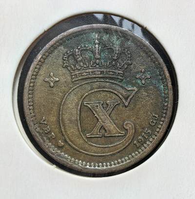 外国优质老铜币银币苏联纪念章，每周六晚九点倒数截拍，满百包邮可寄存，持续收拍 - 丹麦1915年2欧尔青铜币，正面为国王克里斯蒂安十世（Christian X）的花押 “CX” 与皇冠，背面是面值 “2 ØRE”。一战期间丹麦保持中立，货币体系稳定，此币为当时流通辅币，见证了丹麦君主制与北欧货币史。
