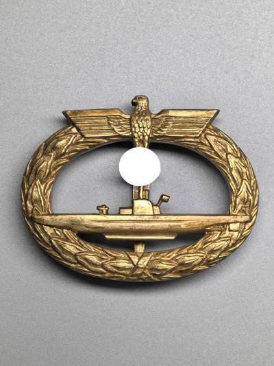 小驴勋章奖章收藏3月7日周六晚六点拍卖（珍爱和平，收藏战争，铭记历史，勿忘国耻，忠党爱国。有偿代拍，送拍规则在简介最后，参拍须阅读规则后再参拍，关系到运费包装发货时效真假辨别等关键信息，拍卖时不再发原图，看大图店主微信码在拍卖店铺介绍里） - 工艺品 海军U艇奖章 非原品