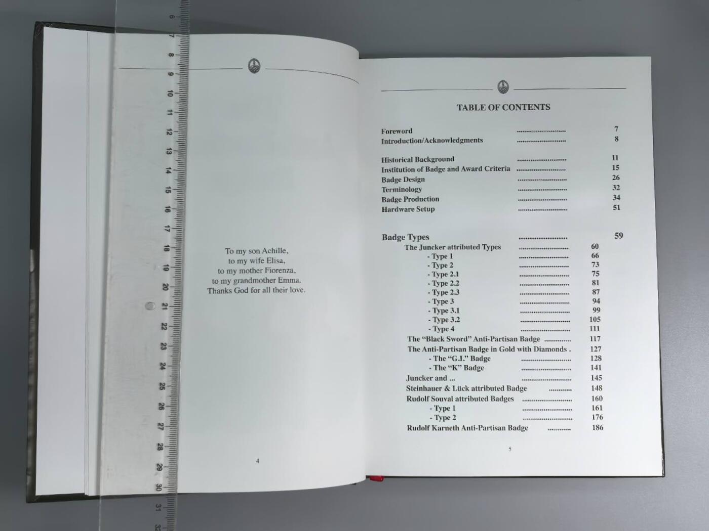 小驴勋章奖章收藏3月7日周六晚六点拍卖（珍爱和平，收藏战争，铭记历史，勿忘国耻，忠党爱国。有偿代拍，送拍规则在简介最后，参拍须阅读规则后再参拍，关系到运费包装发货时效真假辨别等关键信息，拍卖时不再发原图，看大图店主微信码在拍卖店铺介绍里） 世界最专业德章B&D出版社专业书籍《抗击游击奖章》