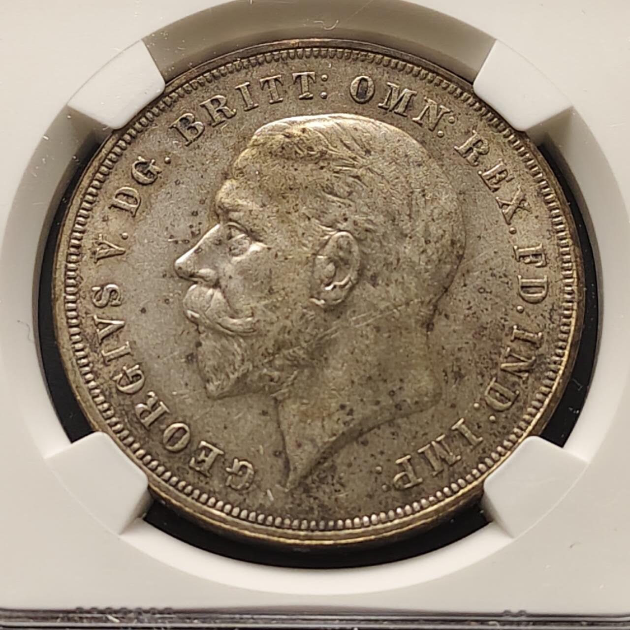 【全场包邮】纯粹捡漏拍509场 英国1935年1克朗乔治五世在位25周年木马剑克朗型纪念银币【39毫米28.28克50%】-NGC MS62