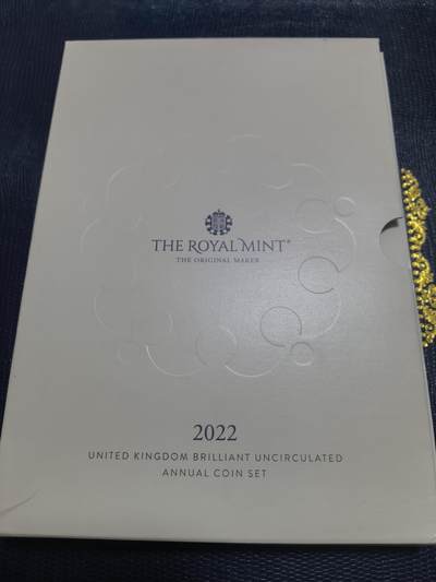 长老汇马年精选第七场拍卖 - 2022英国13枚普制套币卡装（1）