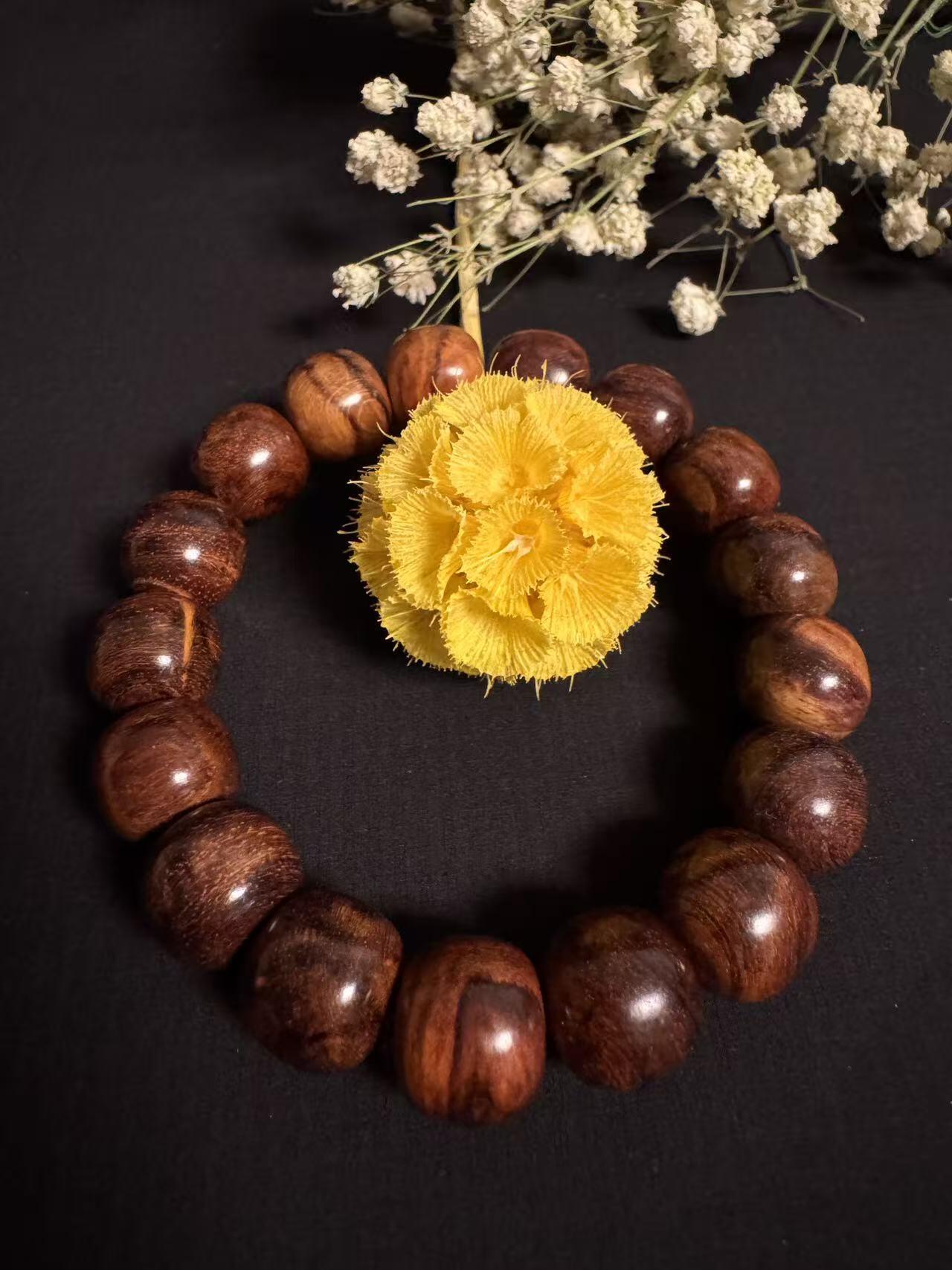 零元拍：海南黄花梨老型珠手串：11.5/10MM