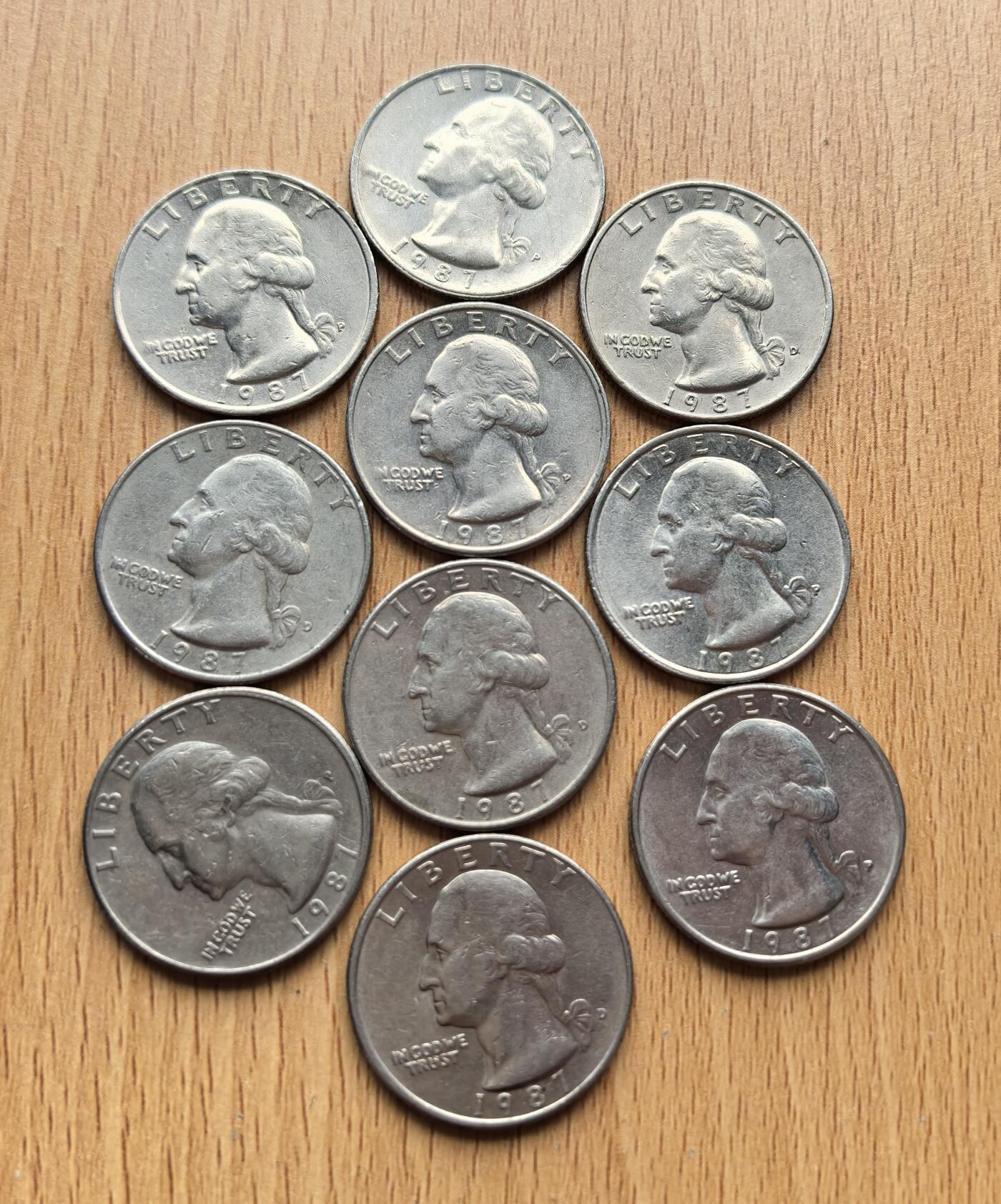 外国优质老铜币银币苏联纪念章，每周六晚九点倒数截拍，满百包邮可寄存，持续收拍