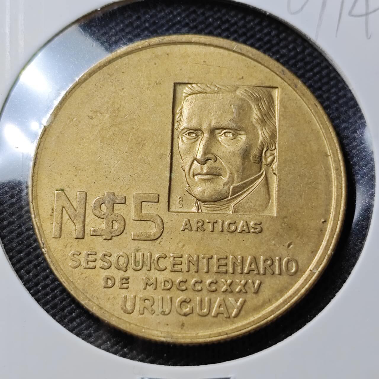 KK钱币收藏小铺   第401期 2月预留时间 周末发货  乌拉圭5比索 品不错