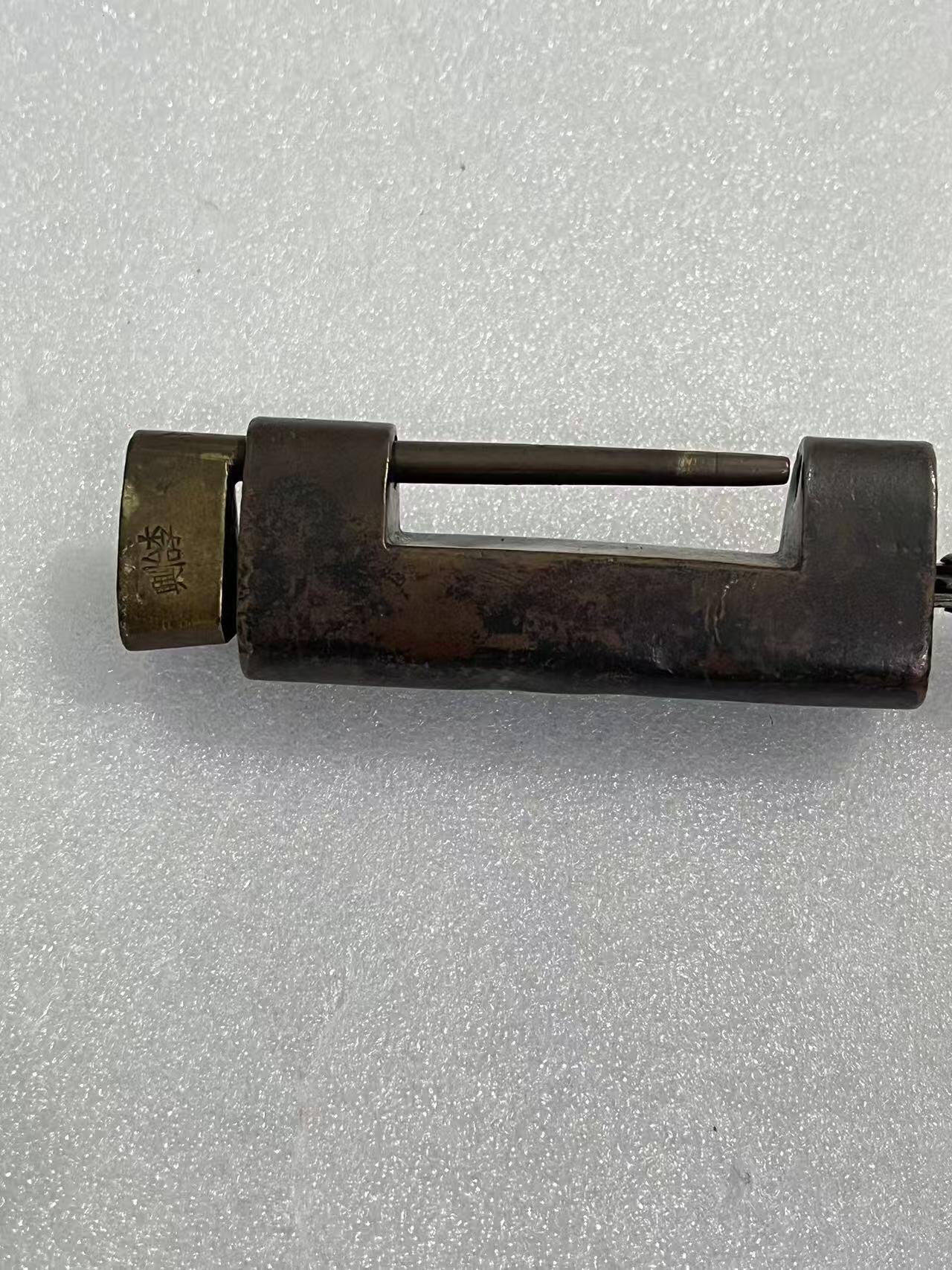 江南杂件场 清代李怡兴铜锁，可以打开