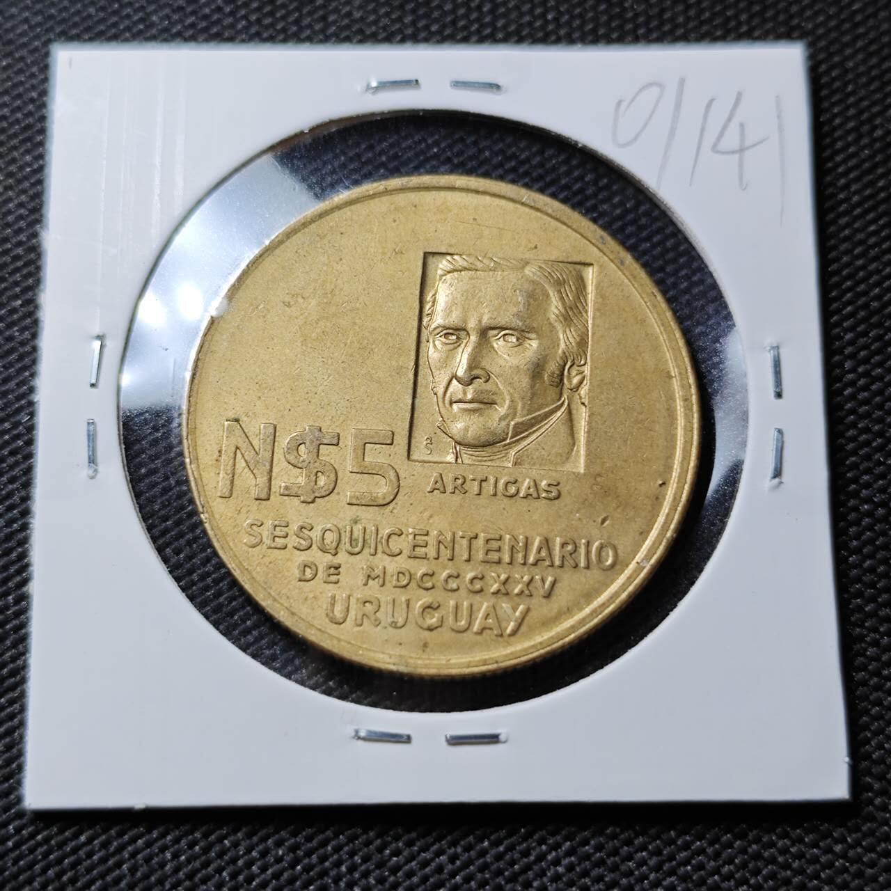 KK钱币收藏小铺   第401期 2月预留时间 周末发货  乌拉圭5比索 品不错